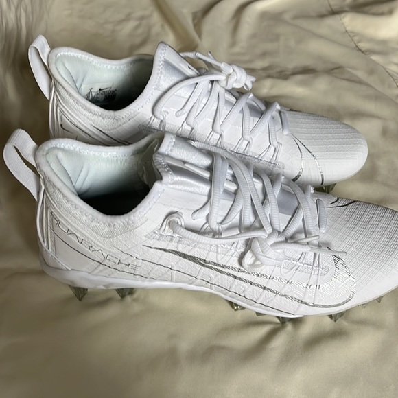 Nike Alpha Huarache 7 Pro Lacrosse Cleats.